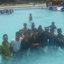 Students enjoying the school picnic